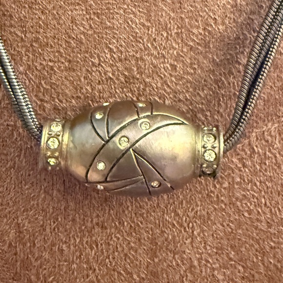 Elegant Copper Gold Tone Necklace - Picture 2 of 5